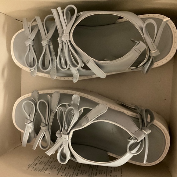 Merry Jenny blue chunky sandals with multiple bows (NWT)  6/6.5 - Picture 4 of 10